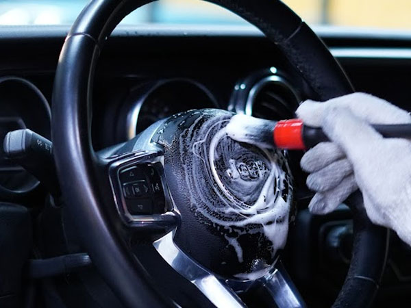 Transform Your Vehicle with Dubai's Top Car Washes